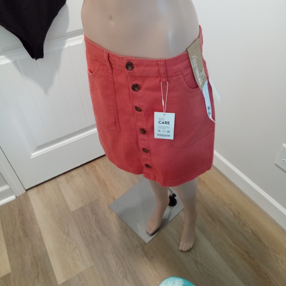 Kensie Size 10 Women's Button-Front Skirt in Coral NWT Perfect …